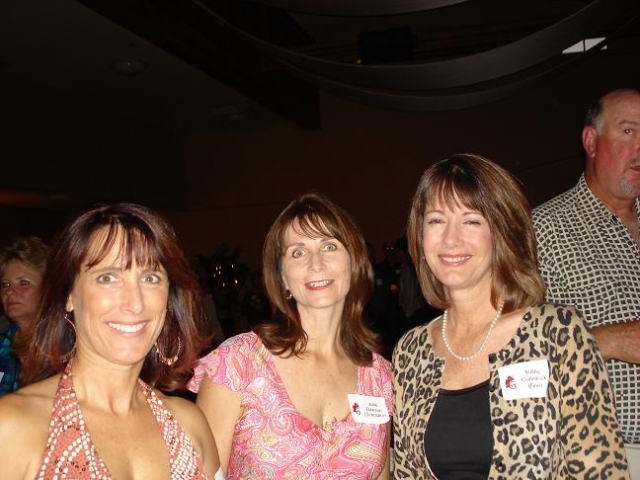 Debbe Ann Nielson (Medina), Julie Schmaltz (Dawson), Kathy Fiori (Comstock)